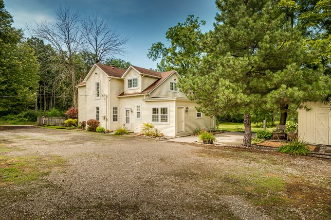 2221 Sheridan Road Fort Wayne, IN 46803 - Photo 4 of 32