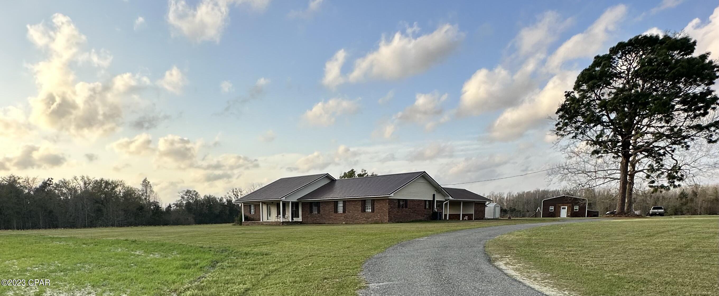 7336 Highway 90 Grand Ridge, FL 32442 - Photo 14 of 71 Gallery Image 14