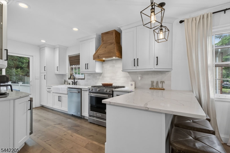 2160 Raritan Road Scotch Plains, NJ 07076 - Photo 11 of 33