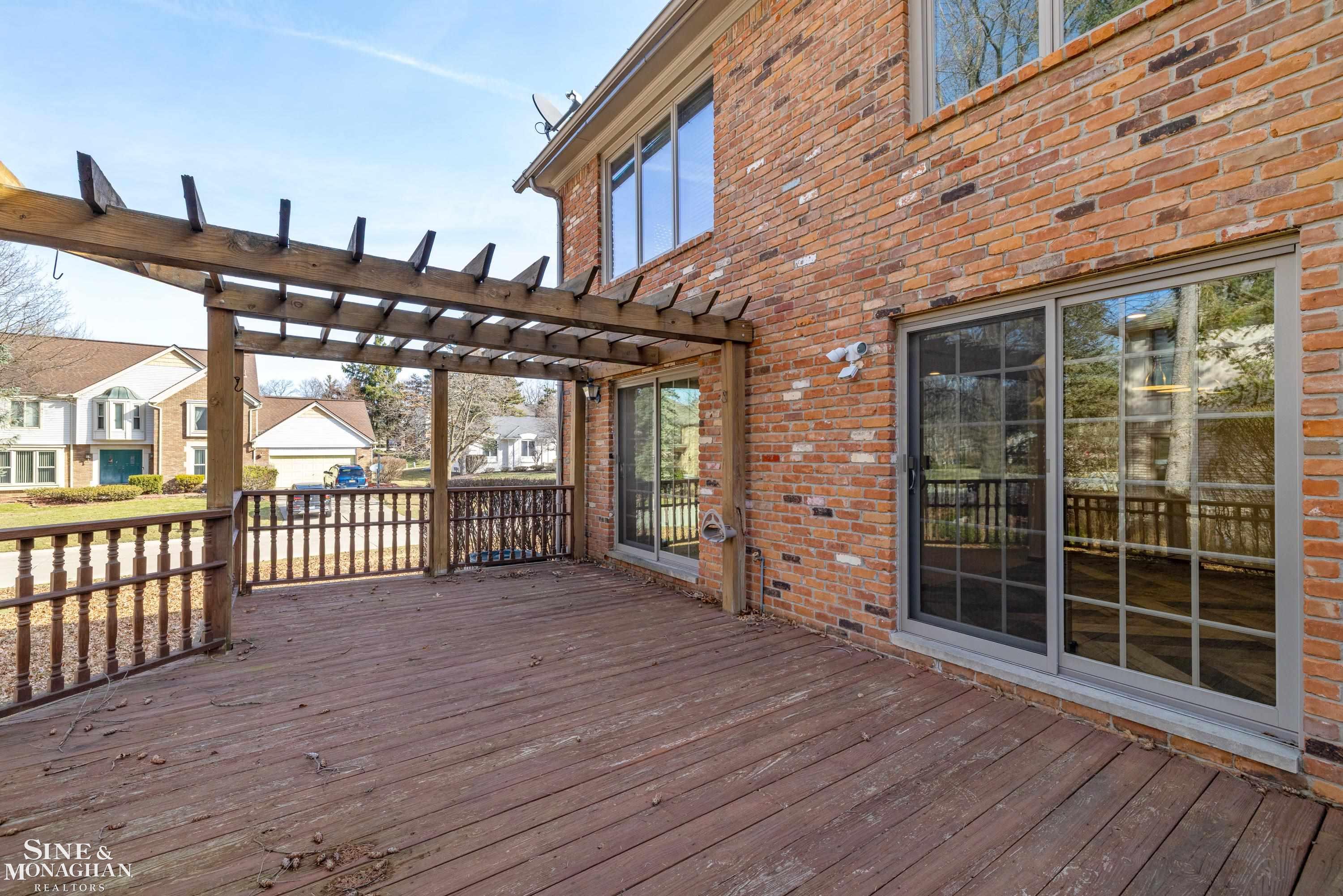 610 Deerfield Court Rochester, MI 48309 - Photo 44 of 55 50169343-cf91c7c0-9ac5-42f3-bd09-4f28aa0ba77c.JPG