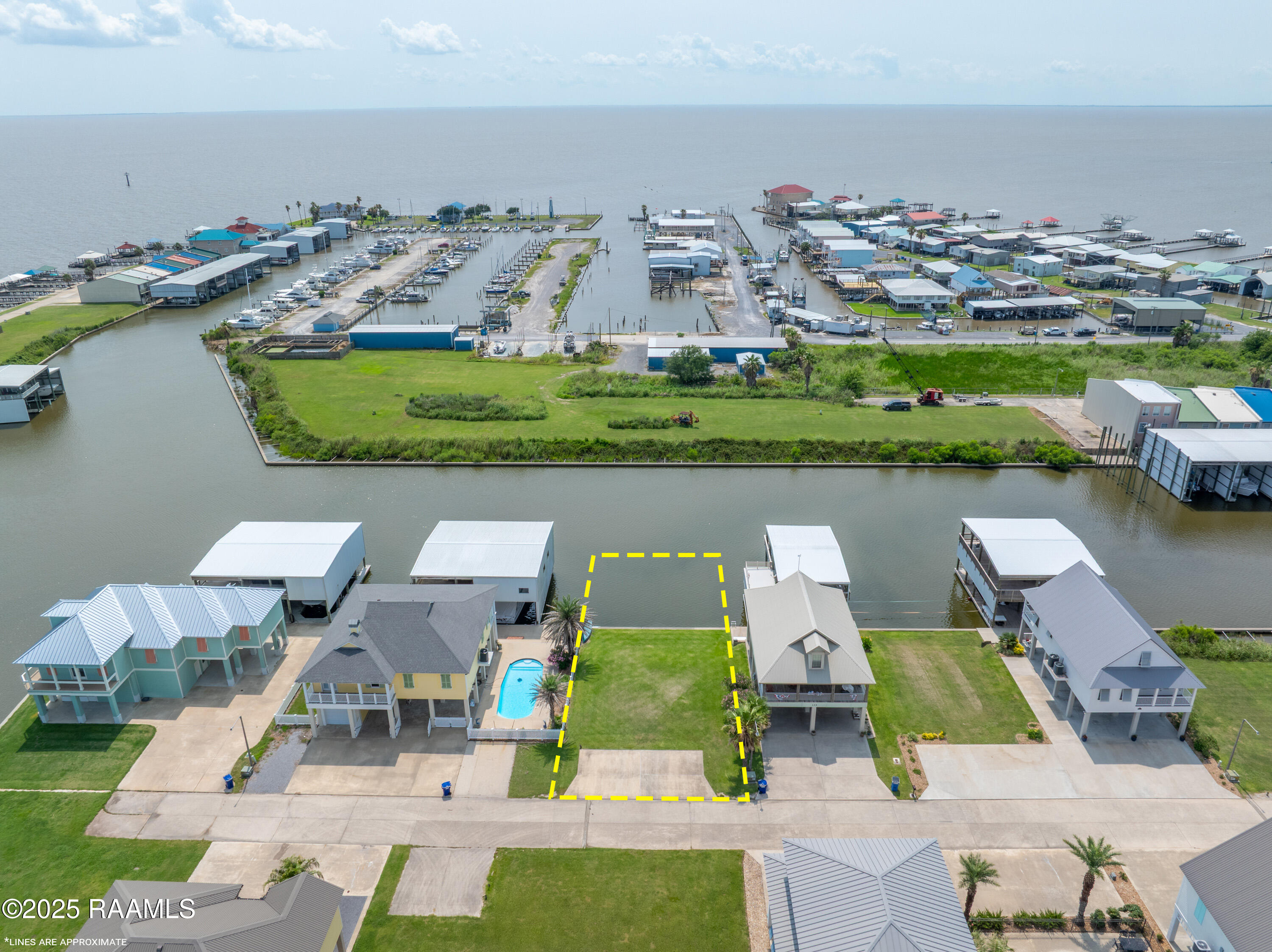 138 Peninsula Cypremort Point Cypremort Point, LA 70538 - Photo 5 of 12 138Peninsula-3a