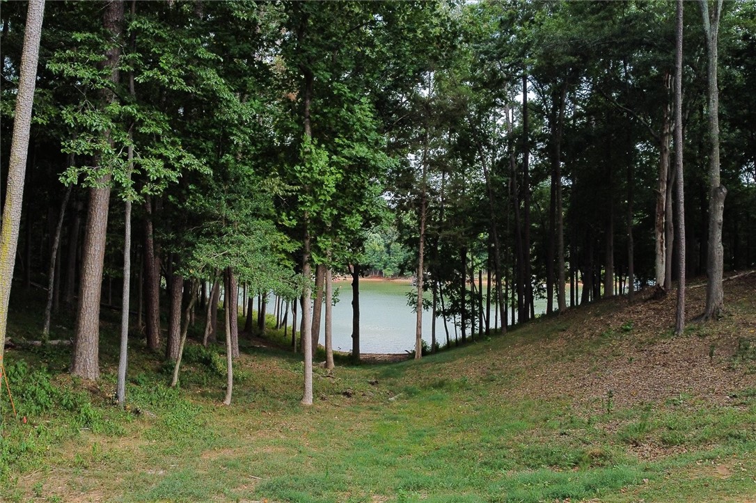 1715 Leeward Road Anderson, SC 29625 - Photo 23 of 30 Gallery Image 23