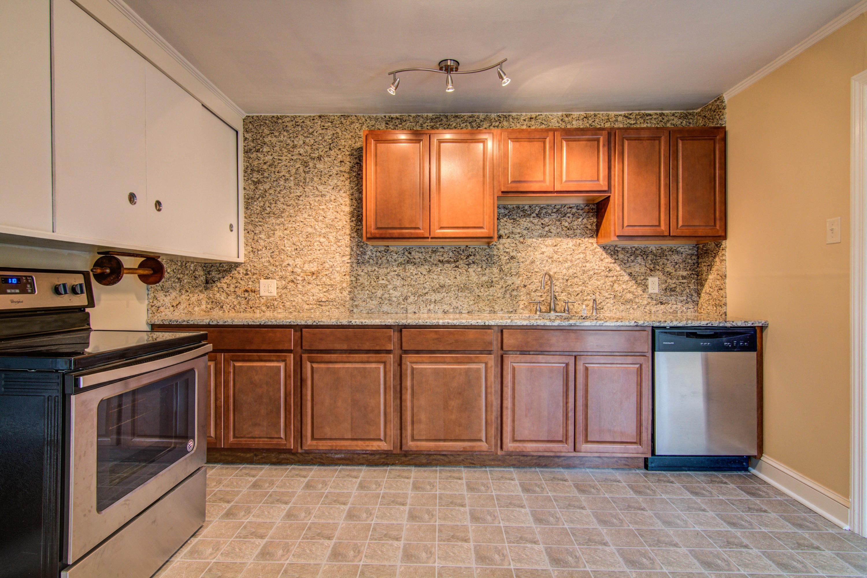 2016 Burma Road Salem, VA 24153 - Photo 6 of 25 Kitchen 2