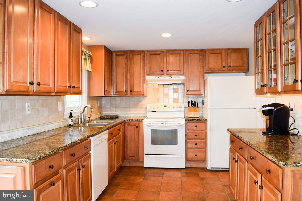 8221 Church Road Felton, PA 17322 - Photo 11 of 36