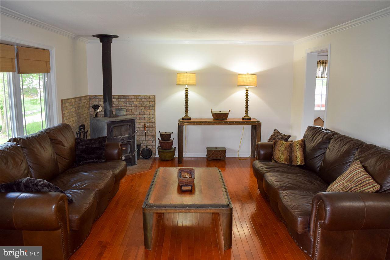 8221 Church Road Felton, PA 17322 - Photo 8 of 36