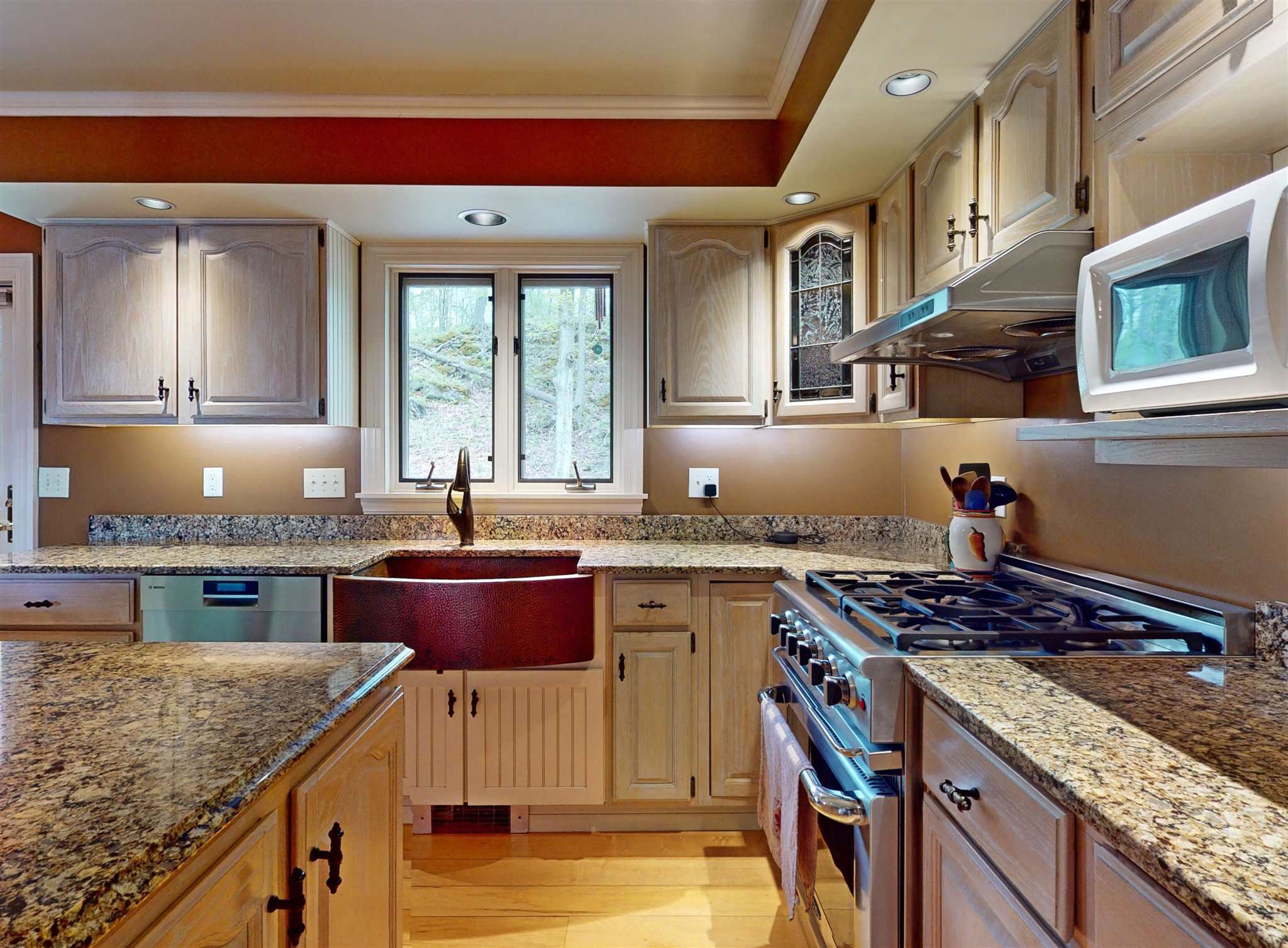 2376 Pearson Road New Haven, VT 05472 - Photo 16 of 40