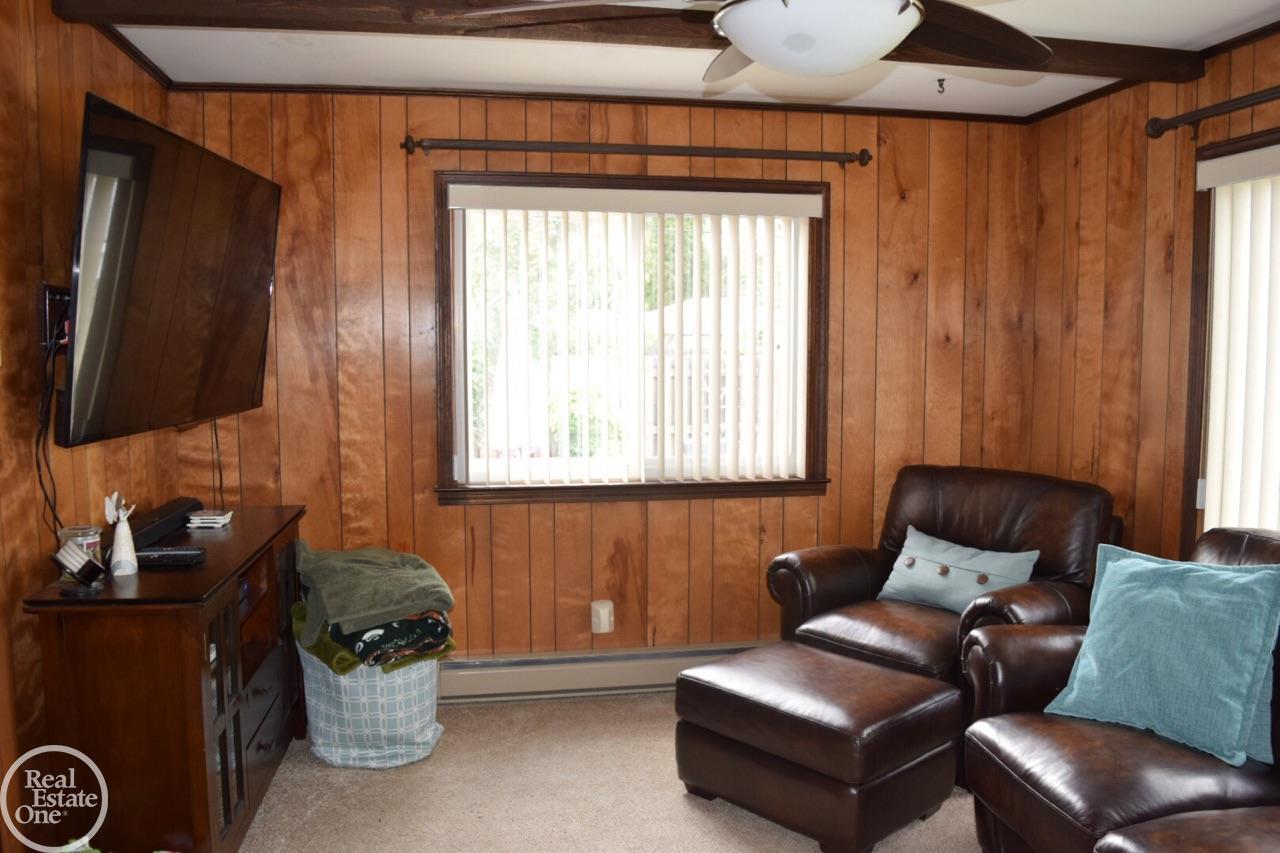 1118 West 13 Mile Road Royal Oak, MI 48073 - Photo 7 of 33