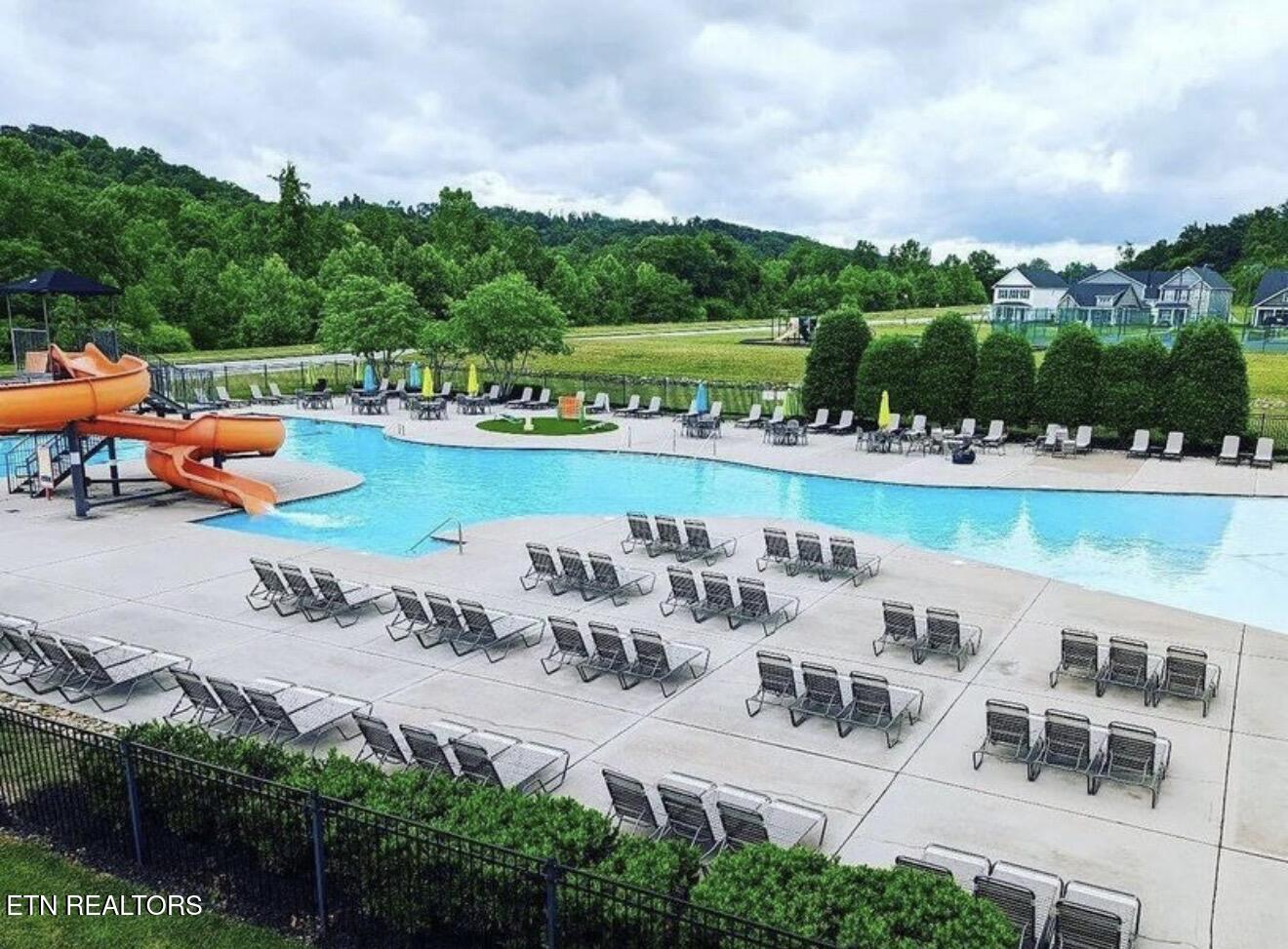 166 Roseberry Street, Unit LOT 73B Oak Ridge, TN 37830 - Photo 5 of 26 IMG_3151