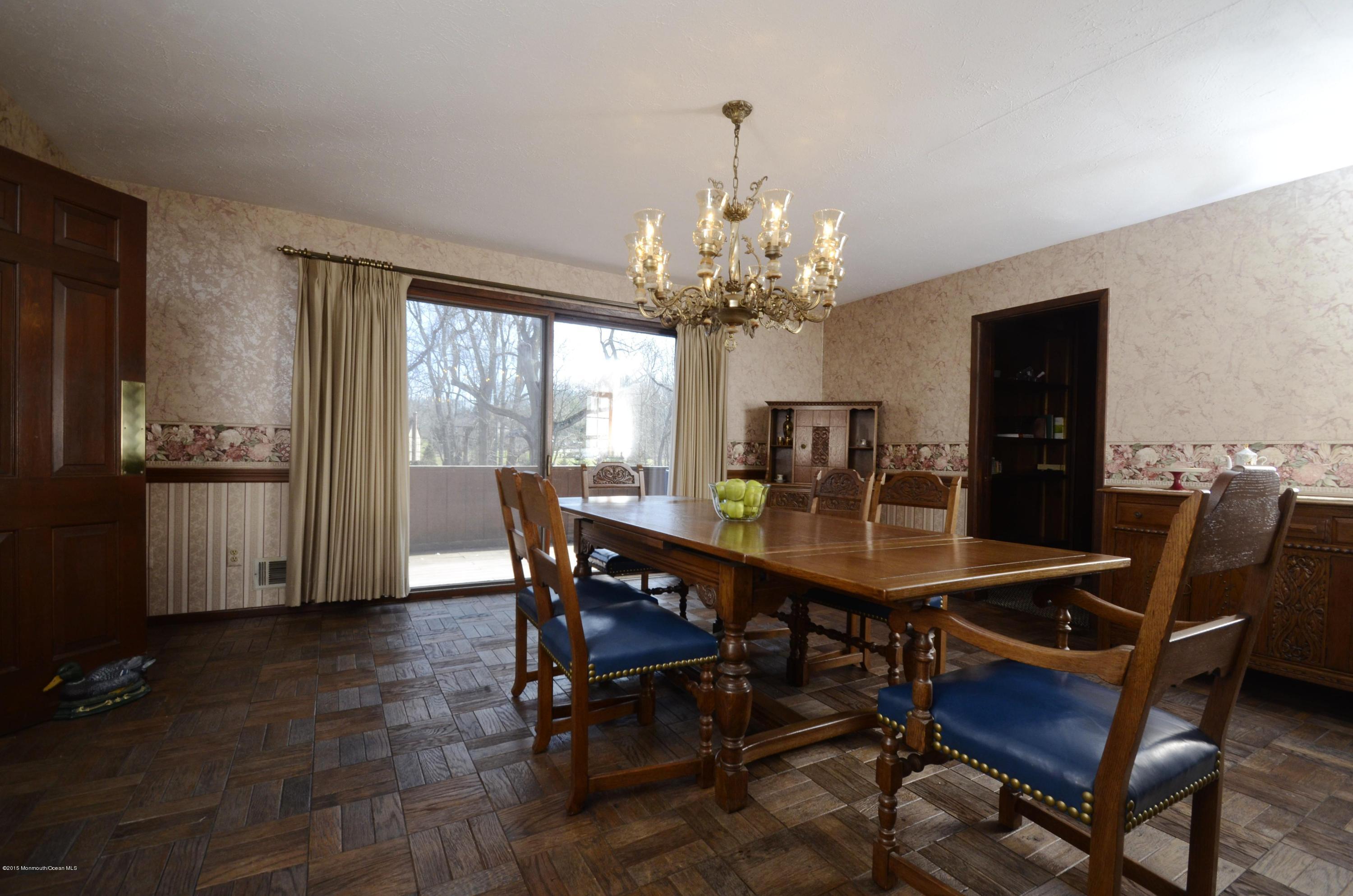 2 Shadow Ridge Court Holmdel, NJ 07733 - Photo 12 of 29 dining.JPG