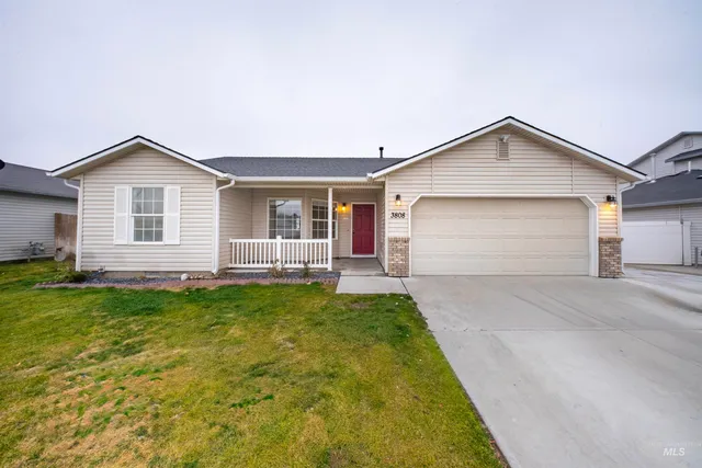 $364,500 | 3808 Pierre Avenue, Caldwell, ID 83605