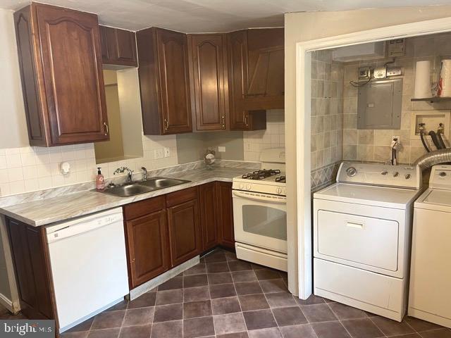 2063 Kelmore Road Dundalk, MD 21222 - Photo 11 of 34