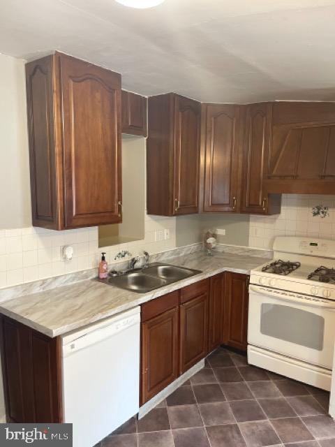 2063 Kelmore Road Dundalk, MD 21222 - Photo 12 of 34