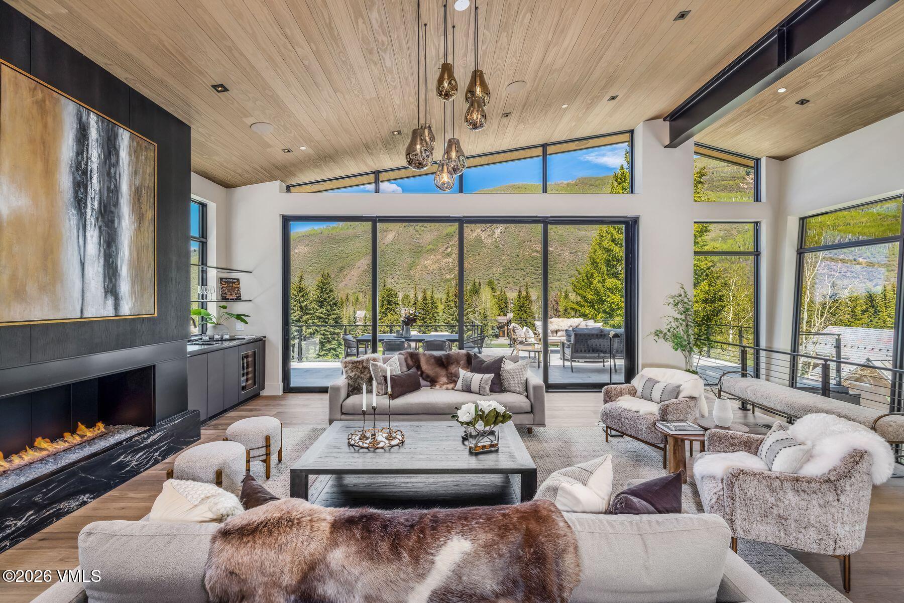 1150 Ptarmigan Road Vail, CO 81657 - Photo 2 of 46 photo_online_002