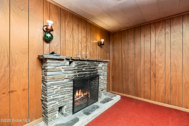 $250,000 | 170 Polsin Drive, Rotterdam, NY 12303