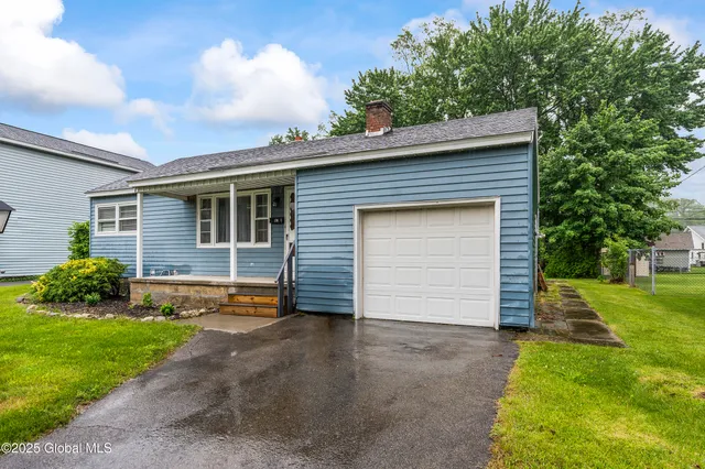 $250,000 | 170 Polsin Drive, Rotterdam, NY 12303