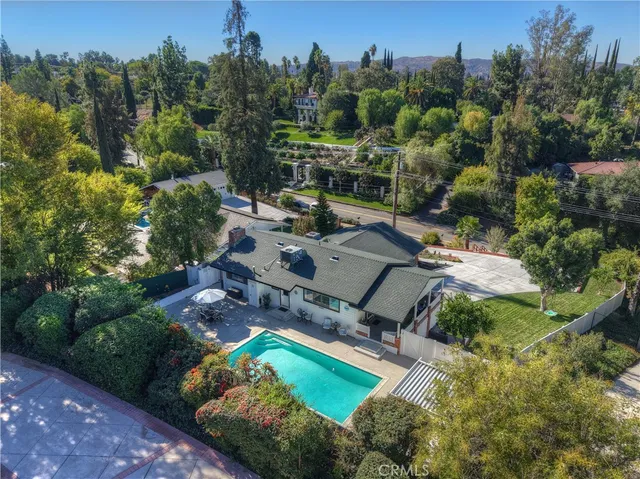 $1,150,000 | 1349 South Center Street, Redlands, CA 92373