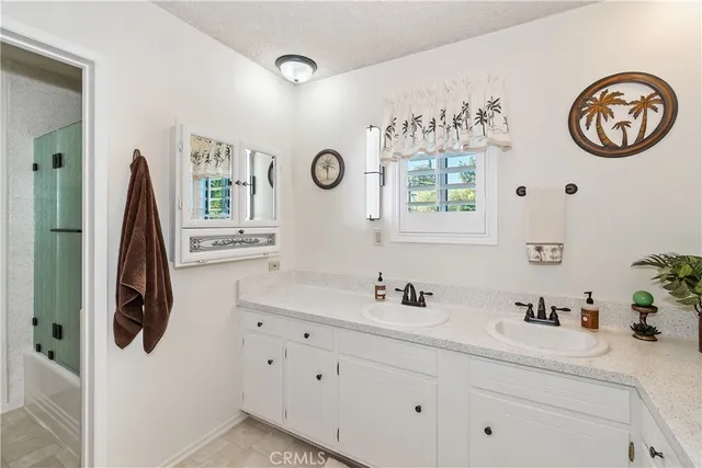 $1,150,000 | 1349 South Center Street, Redlands, CA 92373