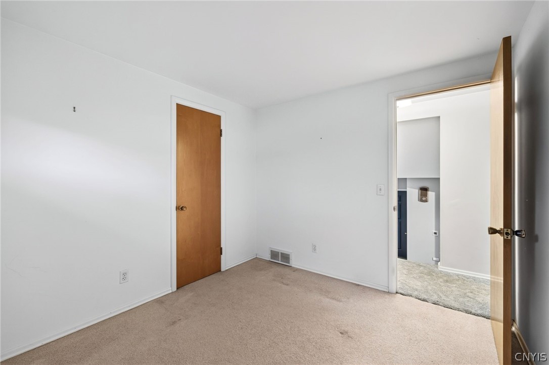 414 Elmgrove Road Greece, NY 14606 - Photo 20 of 38 Gallery Image 20