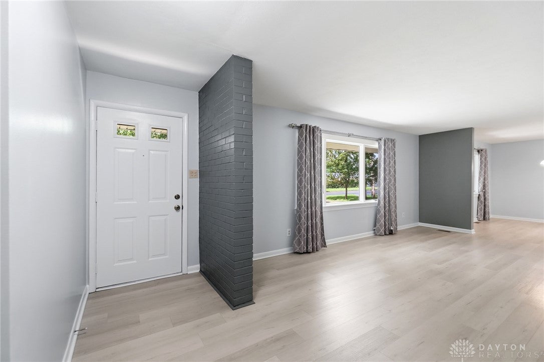 5544 Waterloo Road Dayton, OH 45459 - Photo 7 of 58 Gallery Image 7