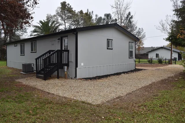 $332,000 | 16294 Hawthorne Avenue, Anderson, CA 96007