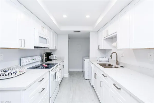 $1,850 | 3645 Boca Ciega Drive, Unit 103, Naples, FL 34112