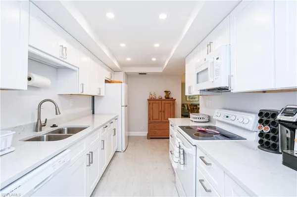 $1,850 | 3645 Boca Ciega Drive, Unit 103, Naples, FL 34112