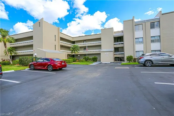 $1,850 | 3645 Boca Ciega Drive, Unit 103, Naples, FL 34112