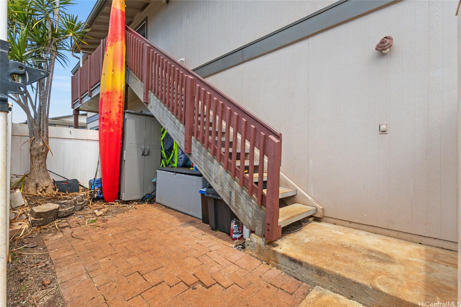 91-1010 Huliau Street, Unit 5C Ewa Beach, HI 96706 - Photo 14 of 16 a view of entryway