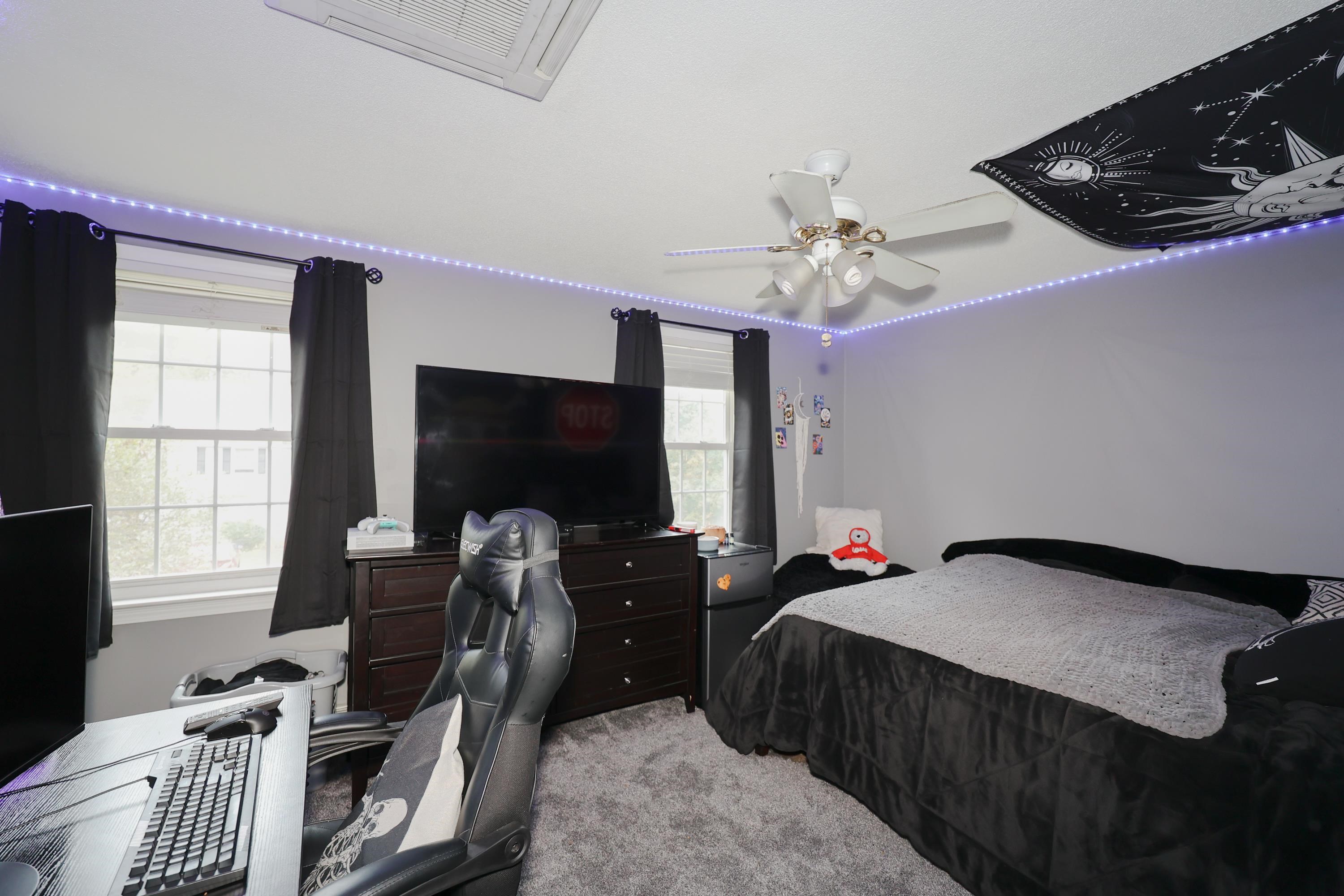 9 Boulder Way Merrimack, NH 03054 - Photo 7 of 28 Gallery Image 7