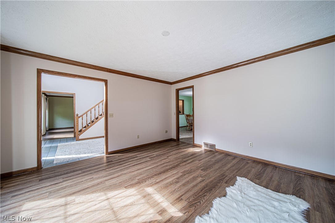 472 Miner Road Highland Heights, OH 44143 - Photo 12 of 35