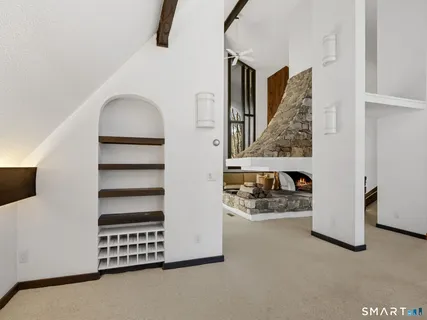 $1,995,000 | 484 Cognewaugh Road, Greenwich, CT 06807