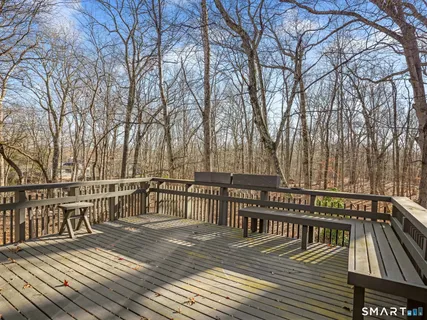 $1,995,000 | 484 Cognewaugh Road, Greenwich, CT 06807