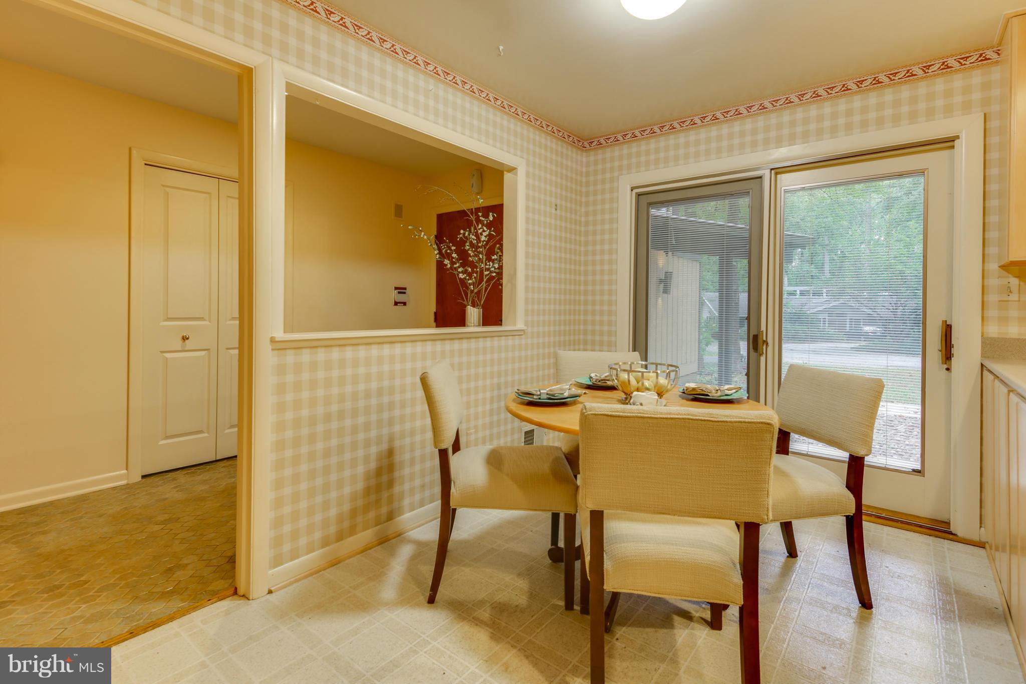 11109 Swansfield Road Columbia, MD 21044 - Photo 10 of 30 Kitchen