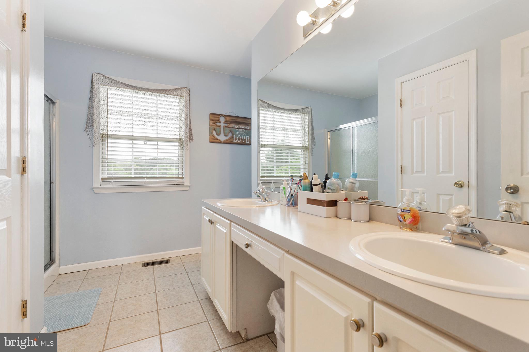 25 Rainbow Drive Sewell, NJ 08080 - Photo 13 of 55