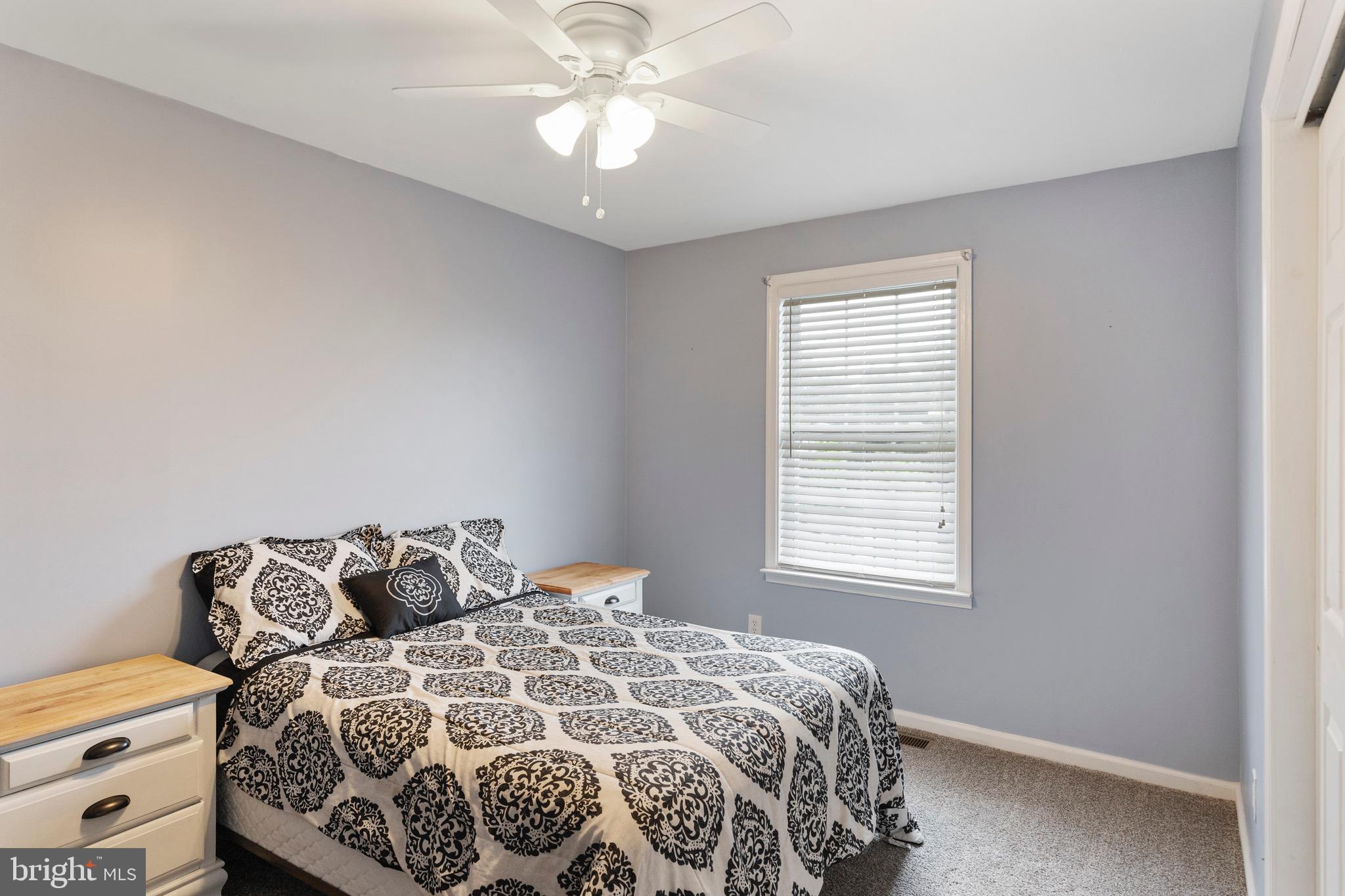 25 Rainbow Drive Sewell, NJ 08080 - Photo 8 of 55