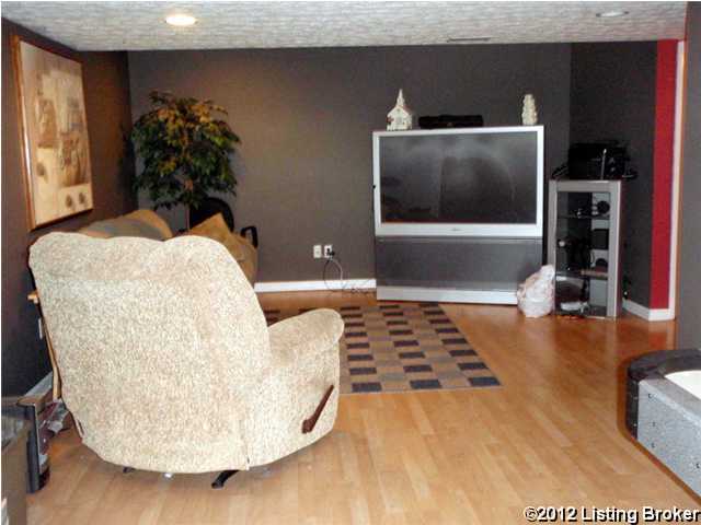 6911 Matthews Road Louisville, KY 40258 - Photo 14 of 21 Additional Photo