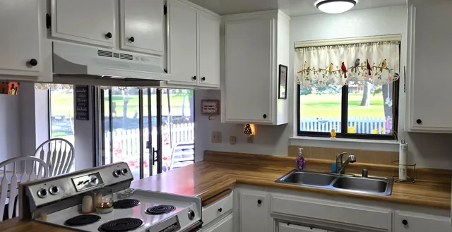 $379,000 | 12121 Lake Wildwood Drive, Penn Valley, CA 95946