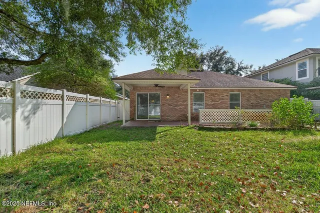 $2,100 | 1727 Canopy Oaks Drive, Orange Park, FL 32065