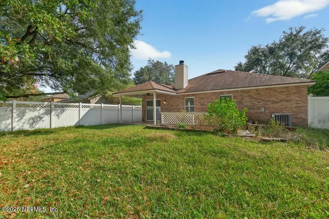 $2,100 | 1727 Canopy Oaks Drive, Orange Park, FL 32065