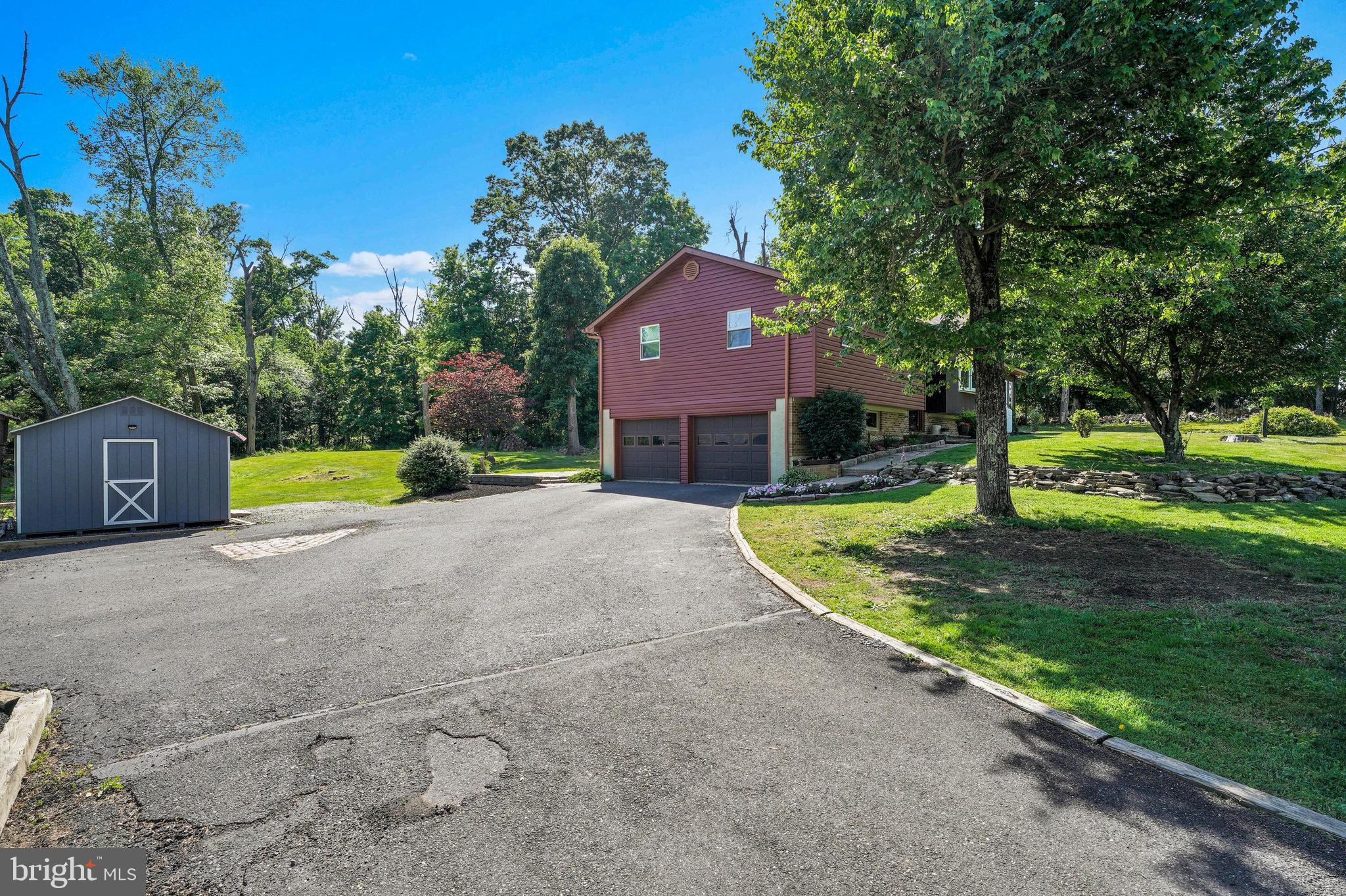2394 Hill Road Perkiomenville, PA 18074 - Photo 43 of 44