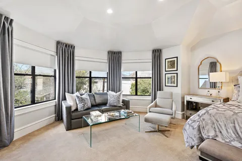 $1,849,000 | 4916 Valerie Street, Bellaire, TX 77401