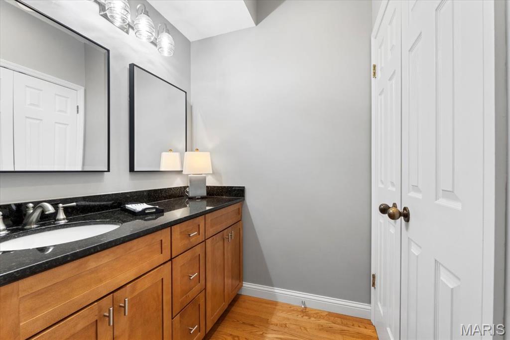 155 North Hanley Road, Unit 207 St. Louis, MO 63105 - Photo 15 of 35