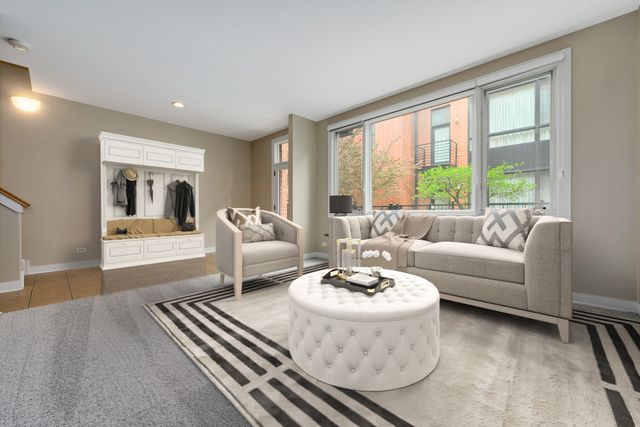 $542,000 | 2314 West Wolfram Street, Chicago, IL 60618