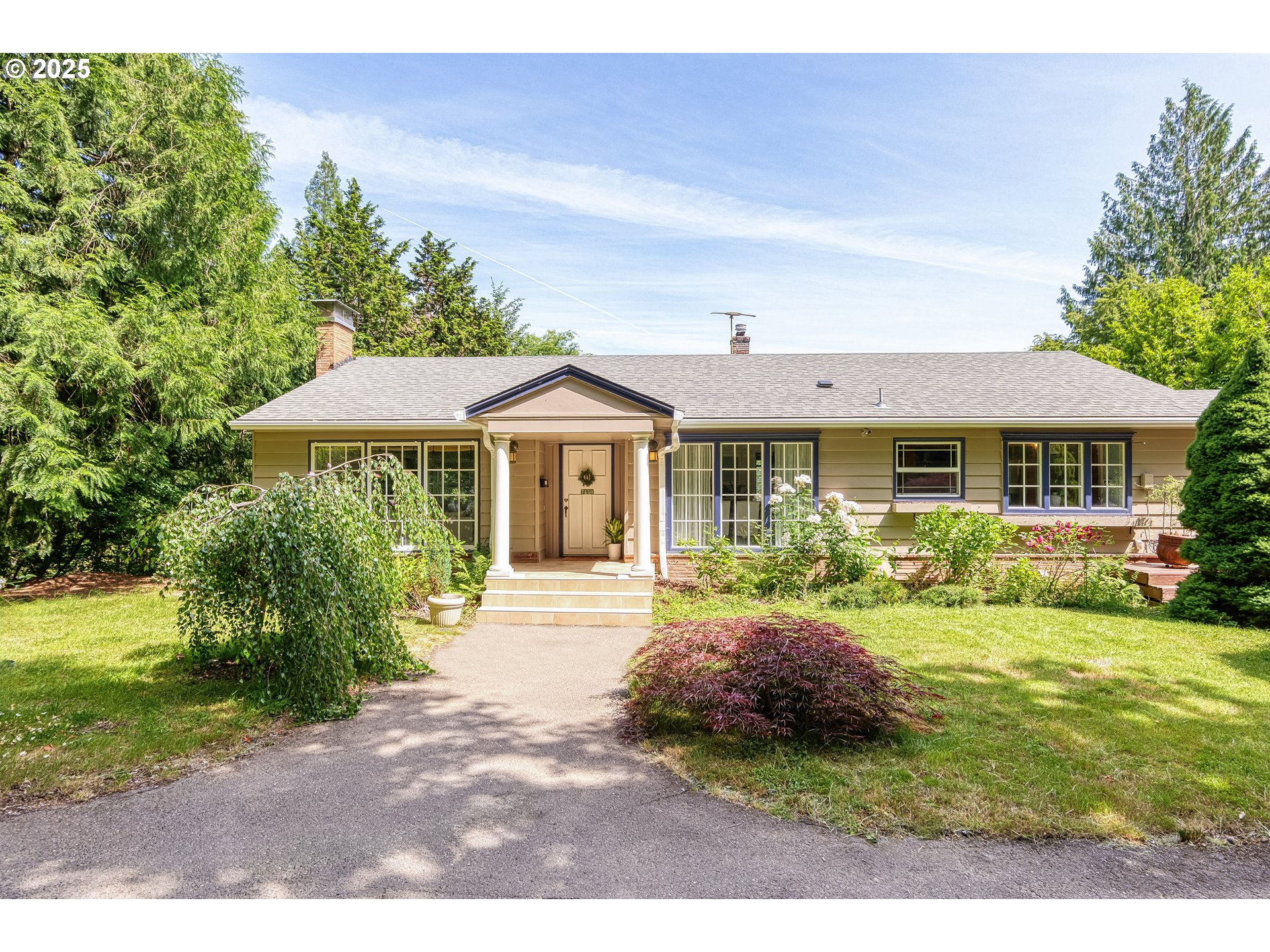 7450 Southwest Canyon Rd  