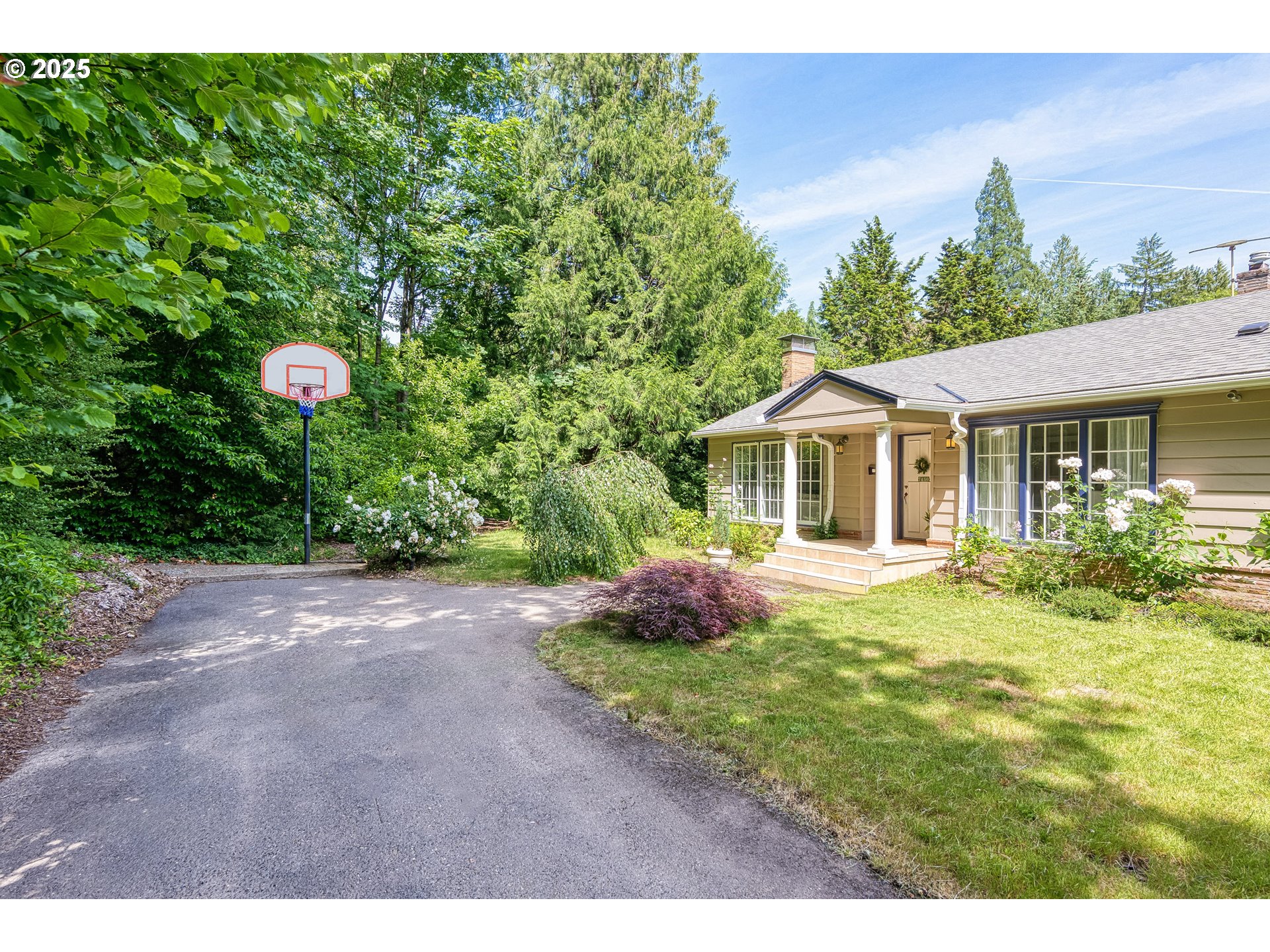 7450 Southwest Canyon Road Portland, OR 97225 - Photo 2 of 40 Gallery Image 2