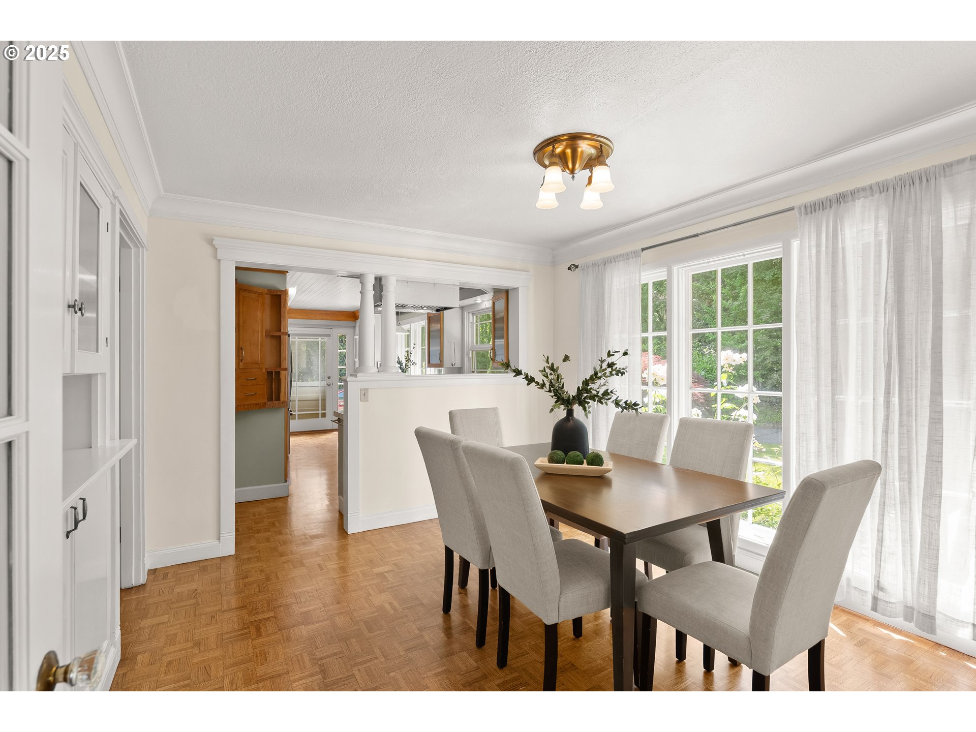 7450 Southwest Canyon Road Portland, OR 97225 - Photo 7 of 40 Gallery Image 7