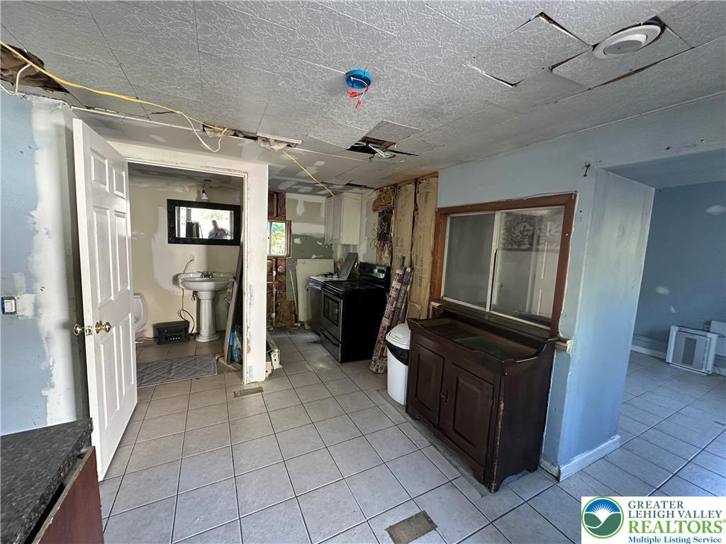 3538 Mountain Road Slatington, PA 18080 - Photo 14 of 28