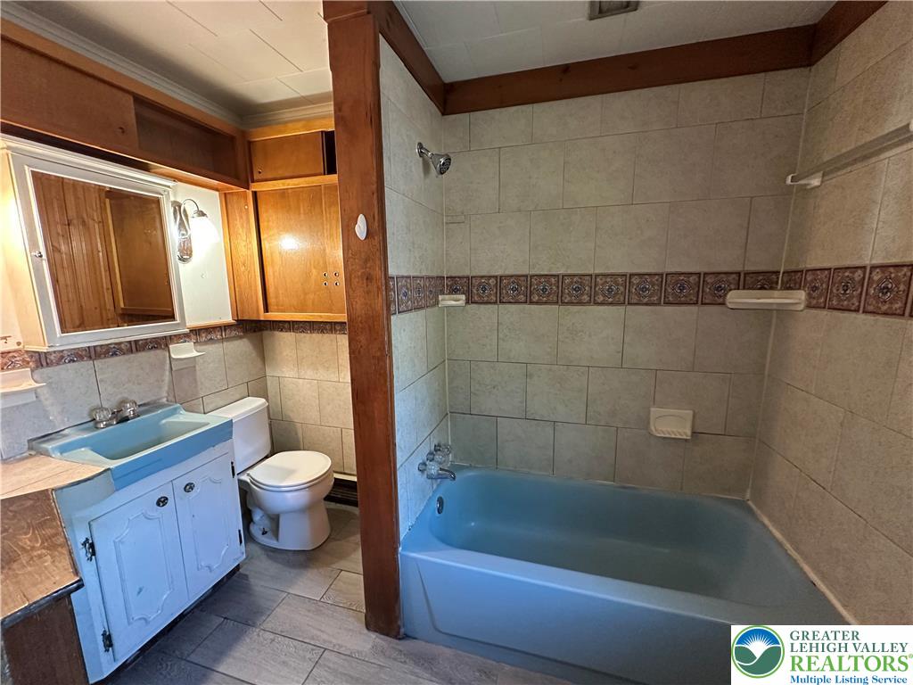 3538 Mountain Road Slatington, PA 18080 - Photo 22 of 28