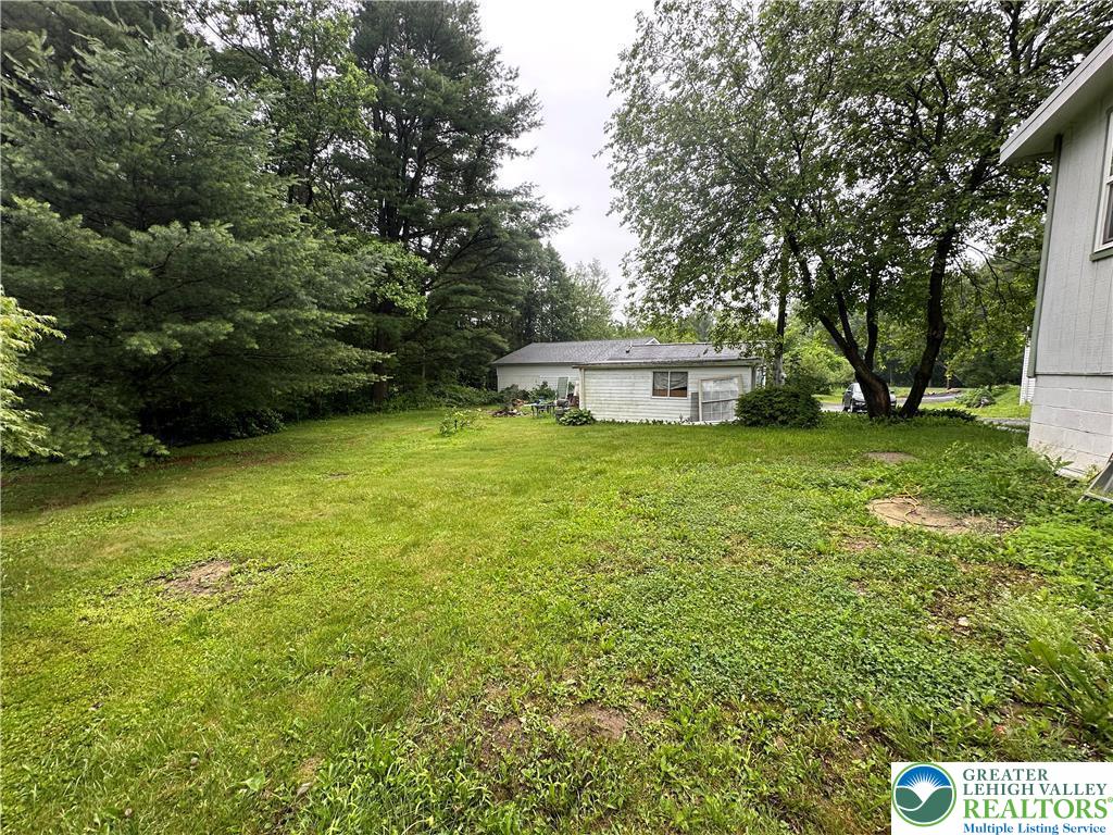 3538 Mountain Road Slatington, PA 18080 - Photo 5 of 28