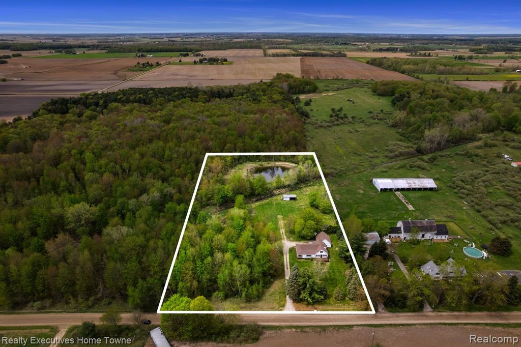 3228 Wagner Road Croswell, MI 48422 - Photo 3 of 59